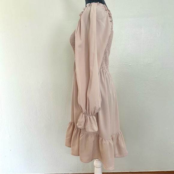 Elegant Cream Dress - Picture 2 of 4